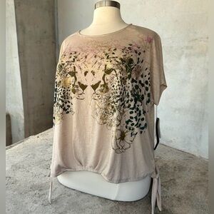 NWT!Tru Self Gold embellishment, floral, cap sleeve side tie blouse size 2X